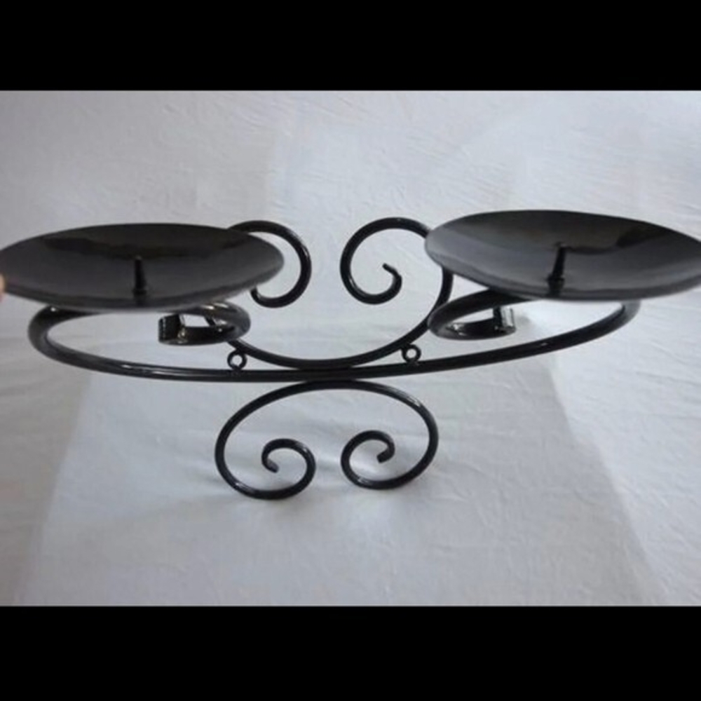 Metal Scrollwork Wall Candle Holder Art Deco 2 Candle Swirl Wire Sconce 11x10
